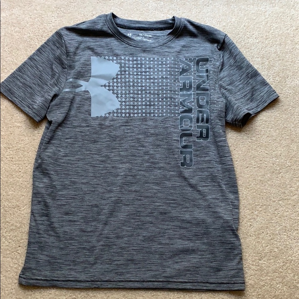 UA tee